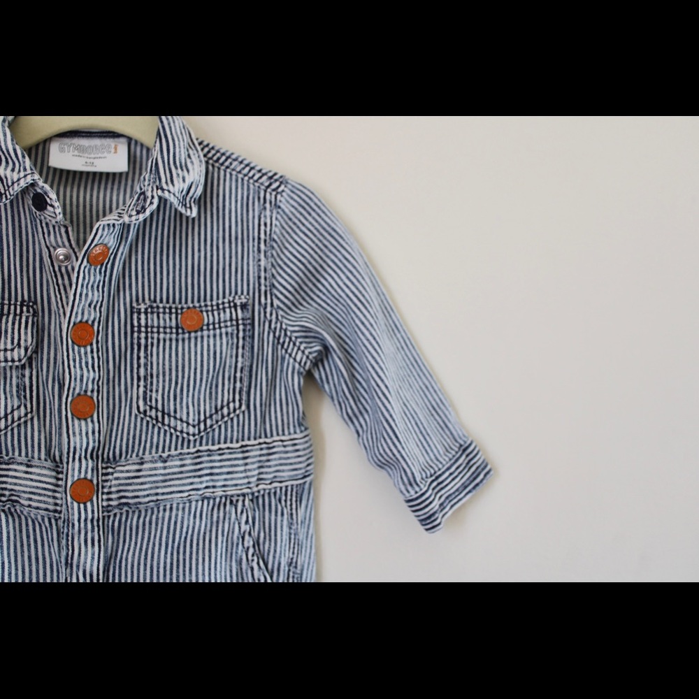 Gymboree Utility Suit 6-12 months